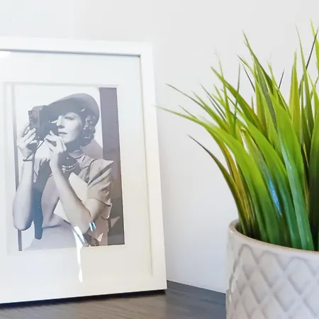 شقة Parkplatz - Zentral - Modern - 3-zi 5x Pers