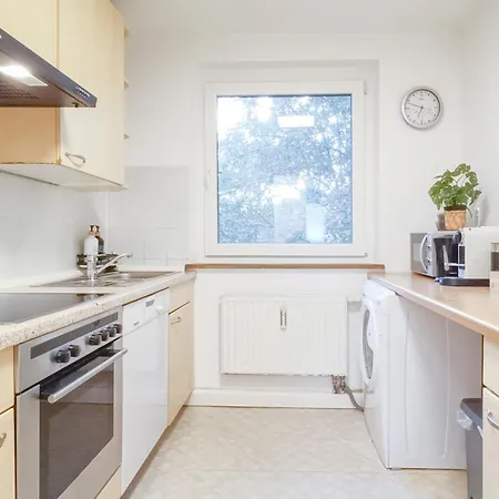 Parkplatz - Zentral - Modern - 3-zi 5x Pers شقة *